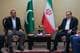 AFP Irans utenriksminister Abbas Araghchi (til høyre) i møte med Pakistans hærsjef Syed Asim Munir,