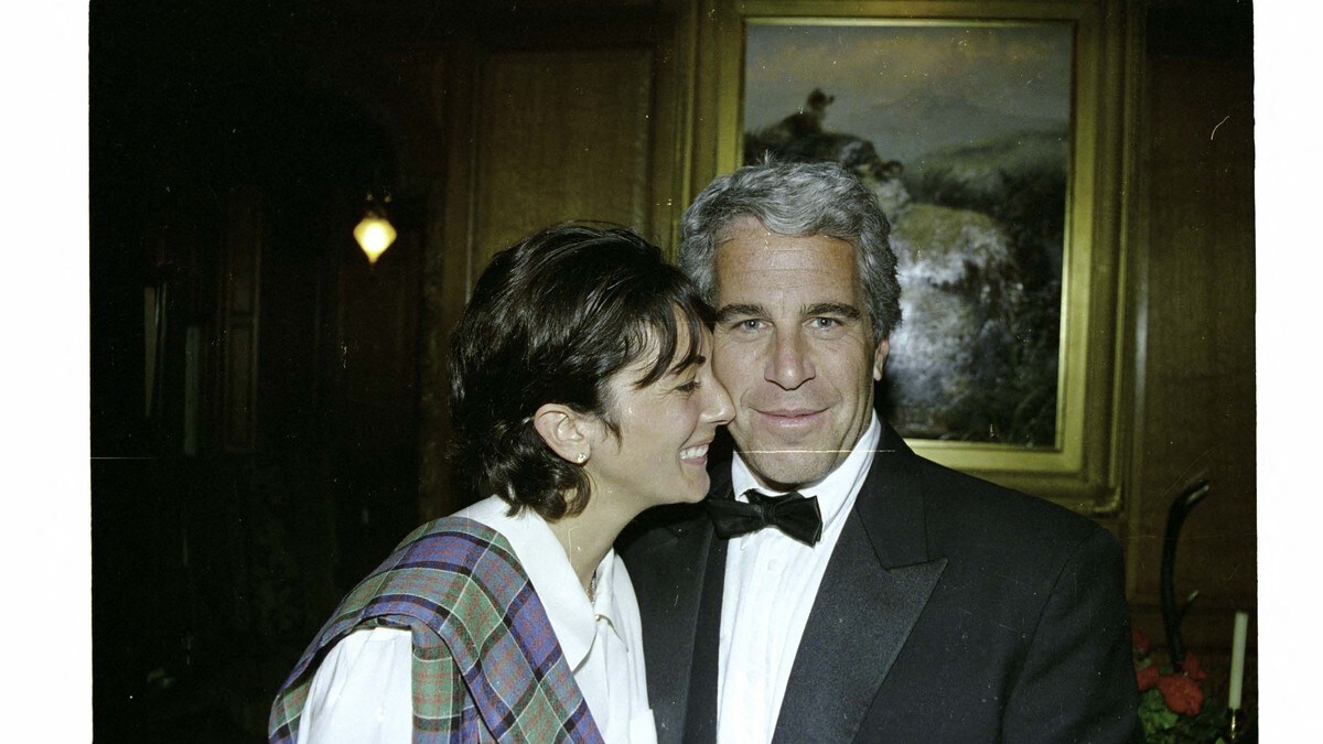 Representantenes hus-komité stevner Ghislaine Maxwell