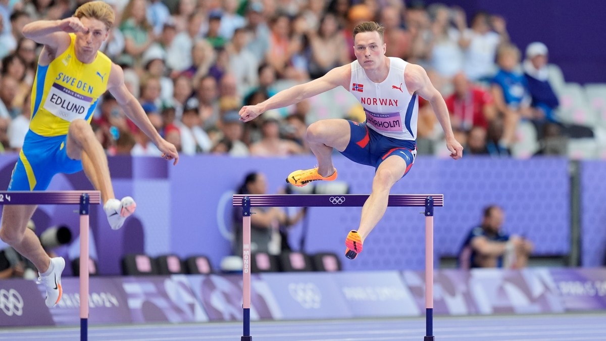 Klokka 21.45: Sjå Karsten Warholm springe OL-finale på 400 meter hekk