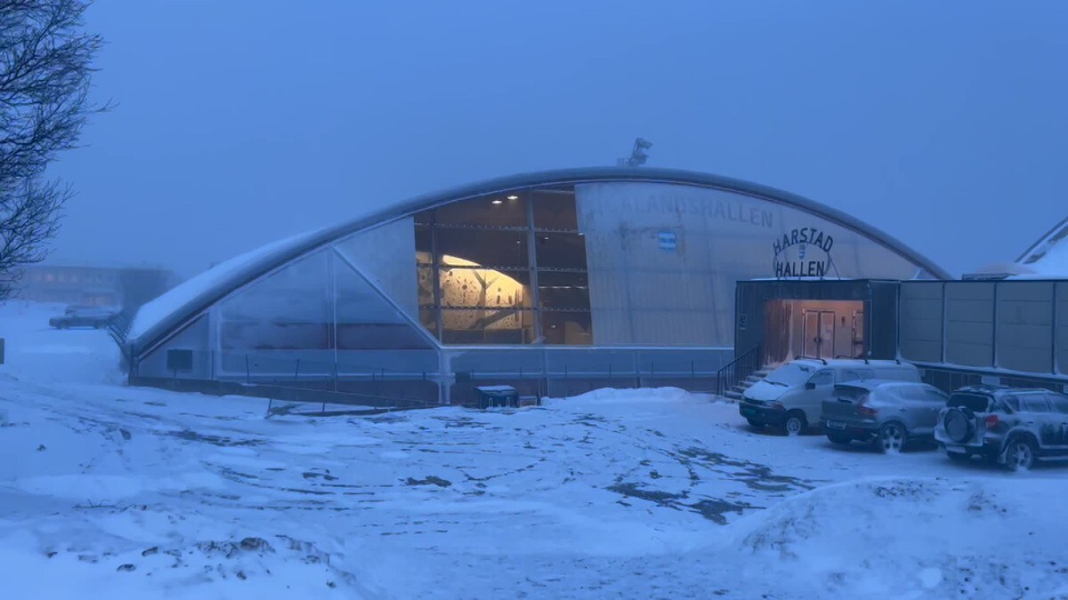 Hålogalandshallen i  Harstad ødelagt