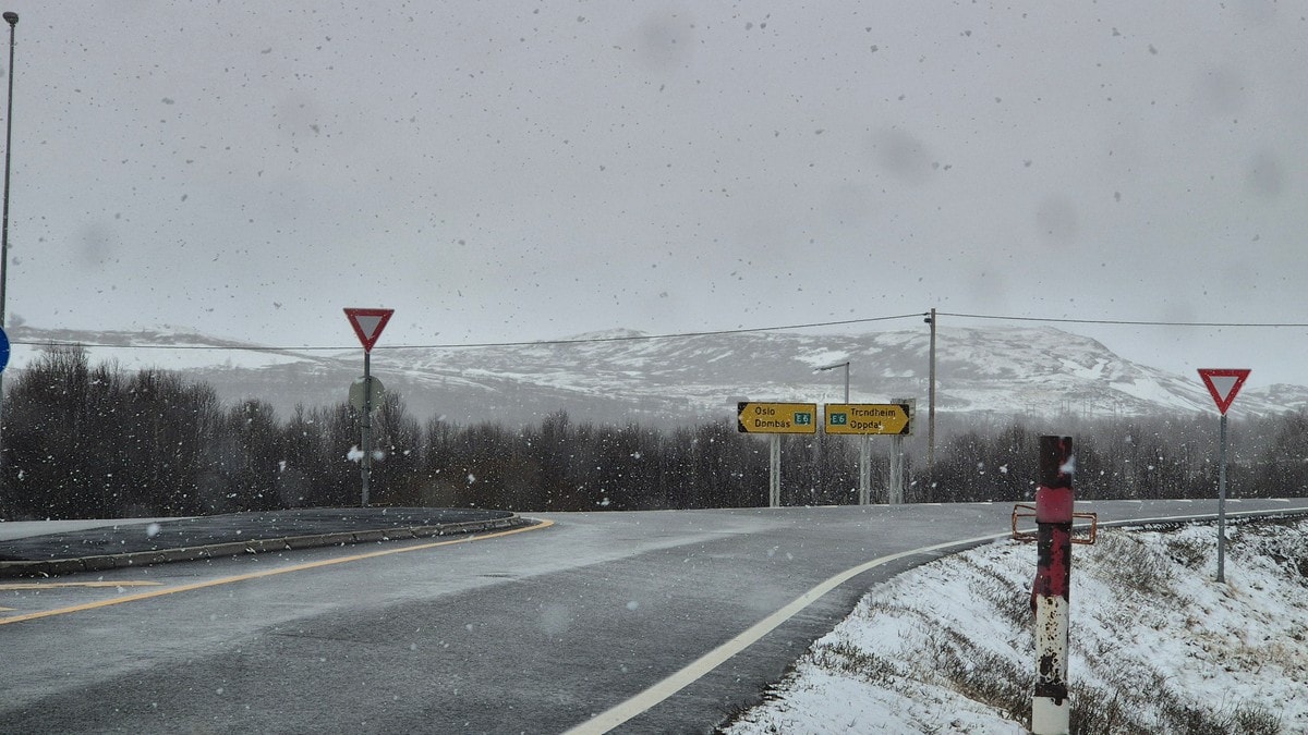 Snøfall i Sør-Norge: Meteorologisk institutt med farevarsel