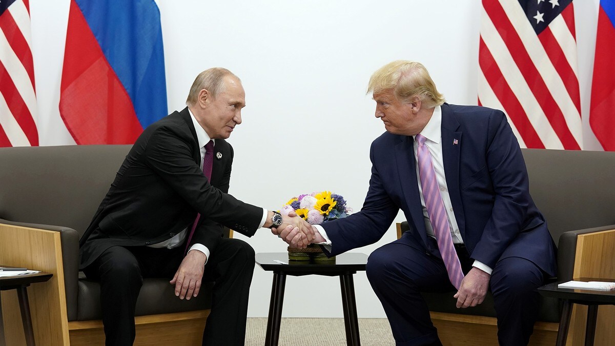 Trump etter Putin-samtale: Enige om å starte Ukraina-forhandlinger