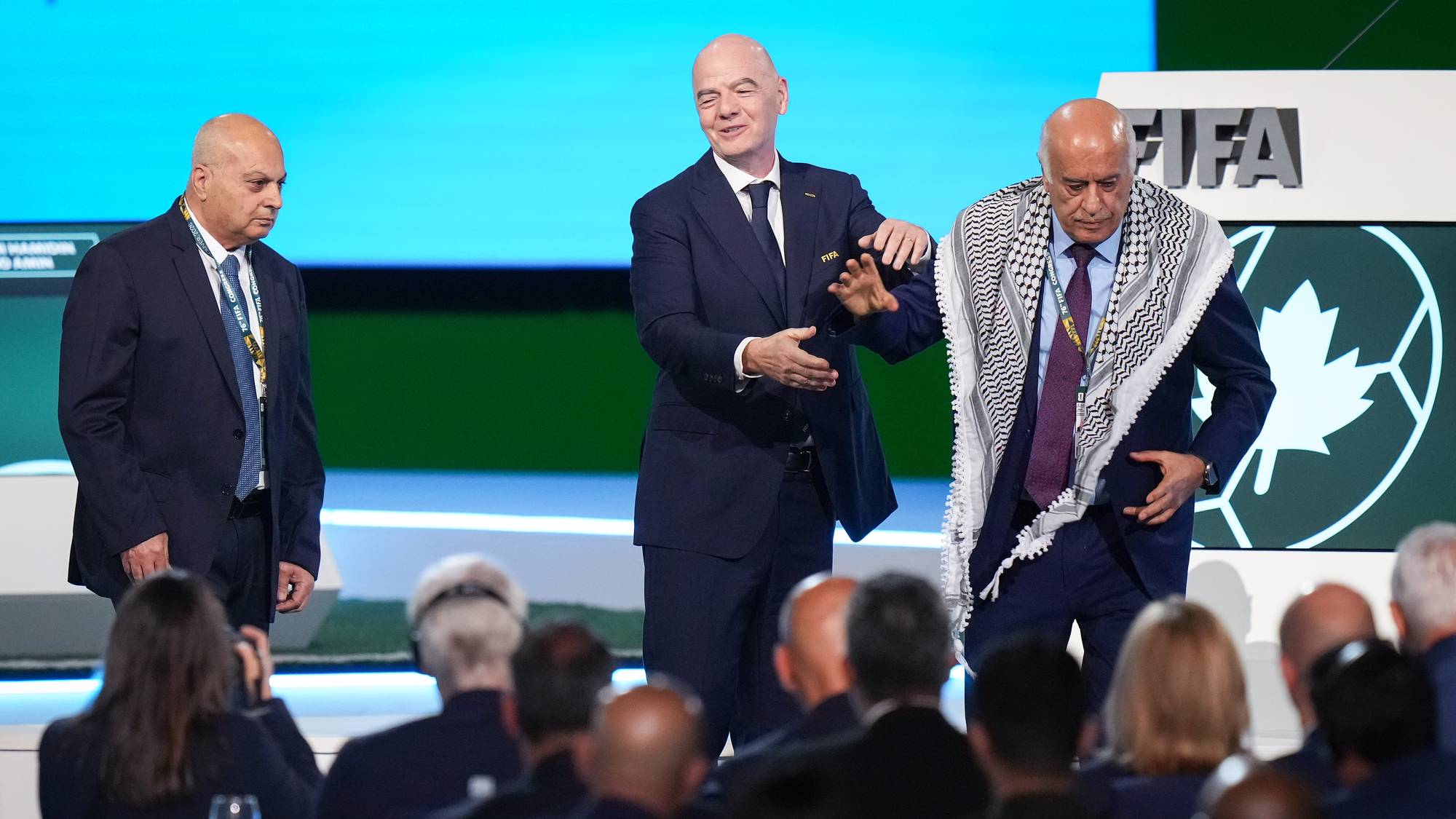 infantino med israel og palestina