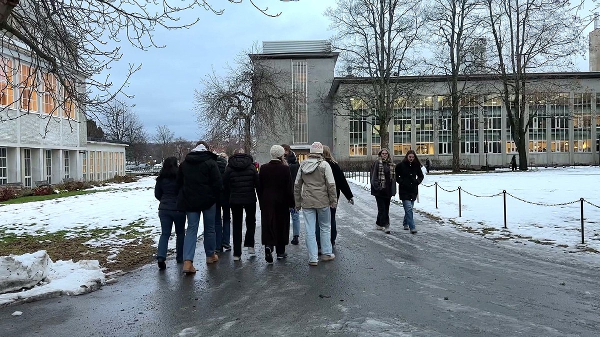 NTNU-studenter rystet etter bussvelt i Sverige