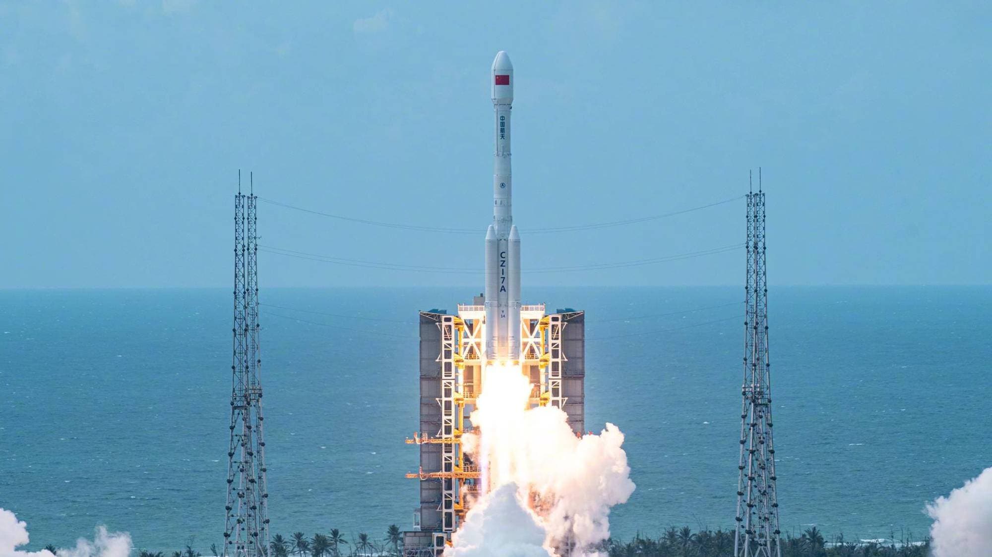 Shiyan 12-01 (SY-12 01) er en kinesisk eksperimentell satellitt som opererer i geostasjonær bane (GEO) rundt jorden. Den ble skutt opp 23. desember 2021 med en Long March-7A-rakett fra Wenchang-basen i Kina,