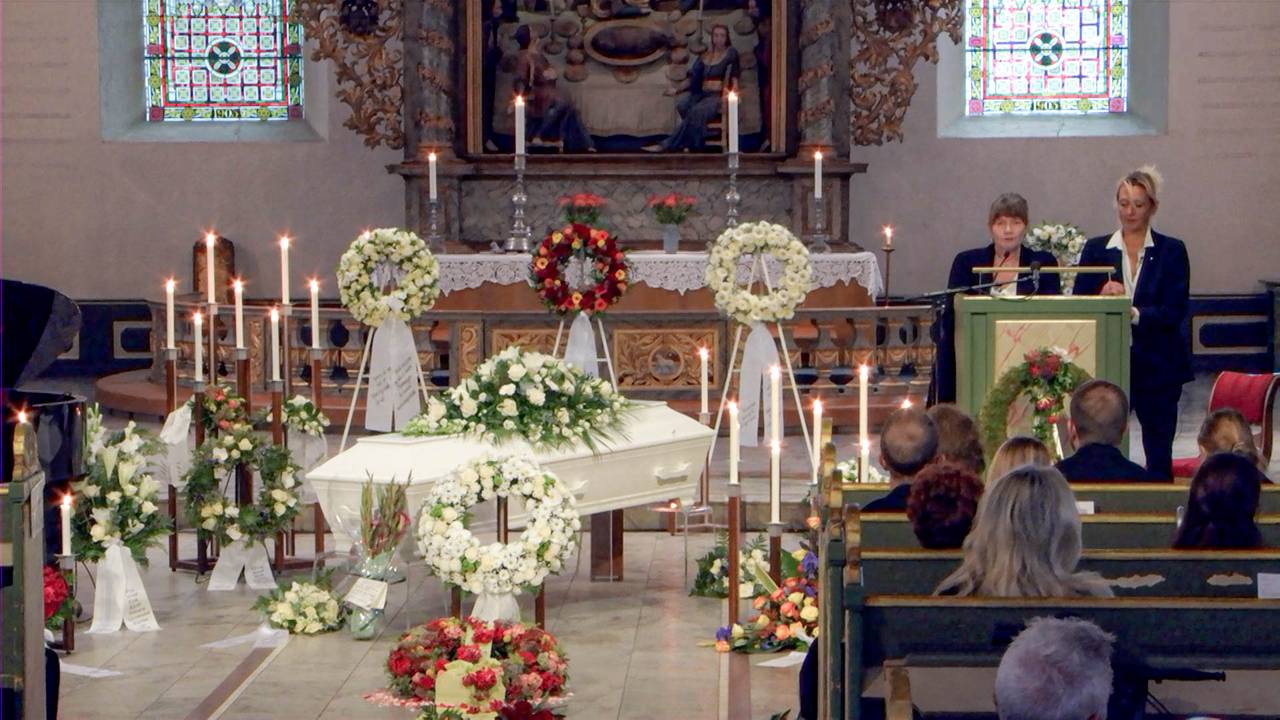 Bilde fra Sverre Eikas begravelse