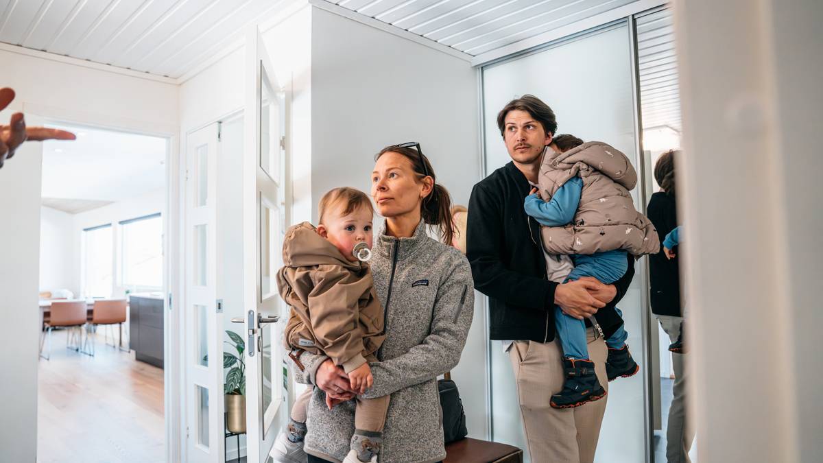 Familien på visning tross rentehopp: – Vi stresser ikke med renta