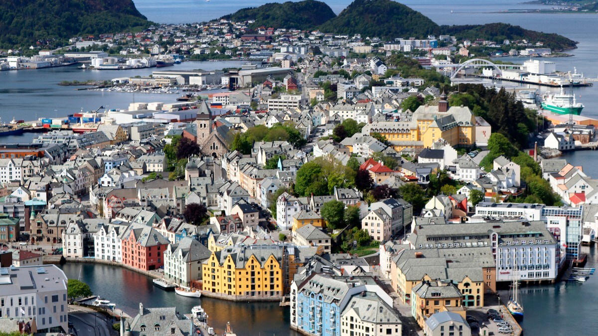 Vil flytte 140 statlege arbeidsplassar frå Oslo til Ålesund