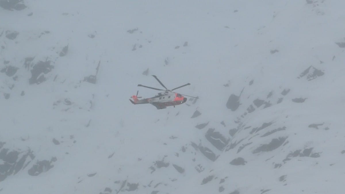 Tok med 10 turistar på tur i område med betydeleg snøskredfare – så gjekk det gale