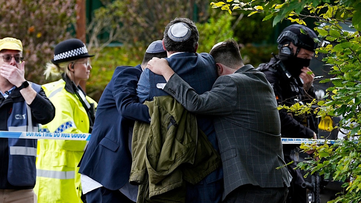 Britisk antiterrorpoliti kaller synagogeangrepet terrorhendelse