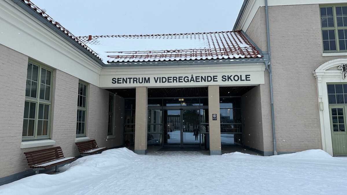 Skjerpet siktelse mot tre ungdommer etter voldshendelse på skole
