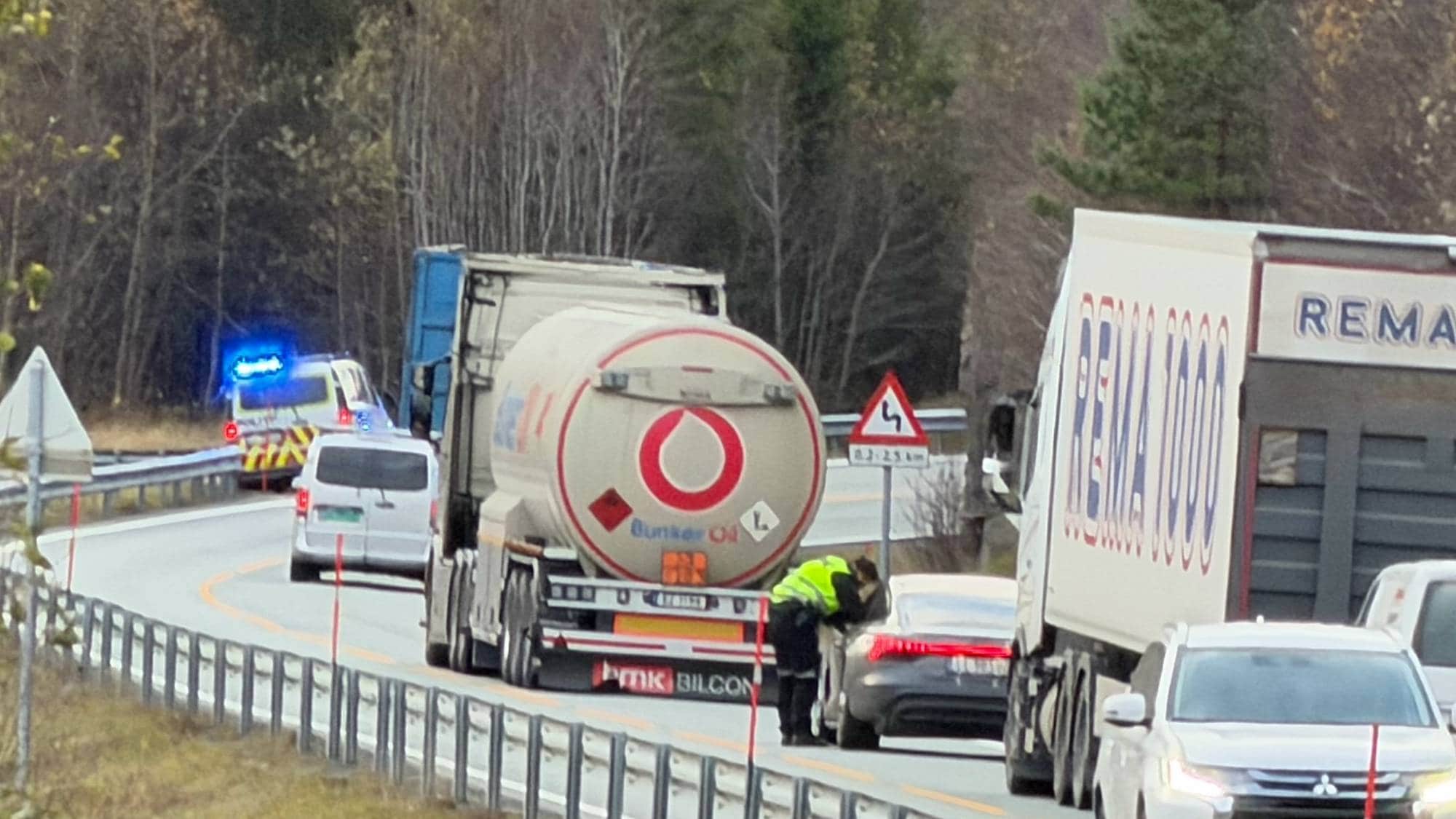 Kø på E39 etter ulykke