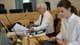 Foto: Maria Kommandantvold / NRK Forsvarerne Thomas Randby og Victoria Westrum.