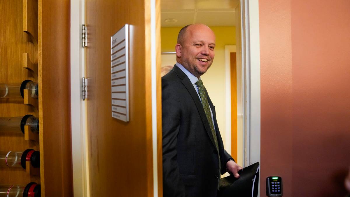 Sp: Ingen eksperimenter rundt oljefondet og oljenæringen