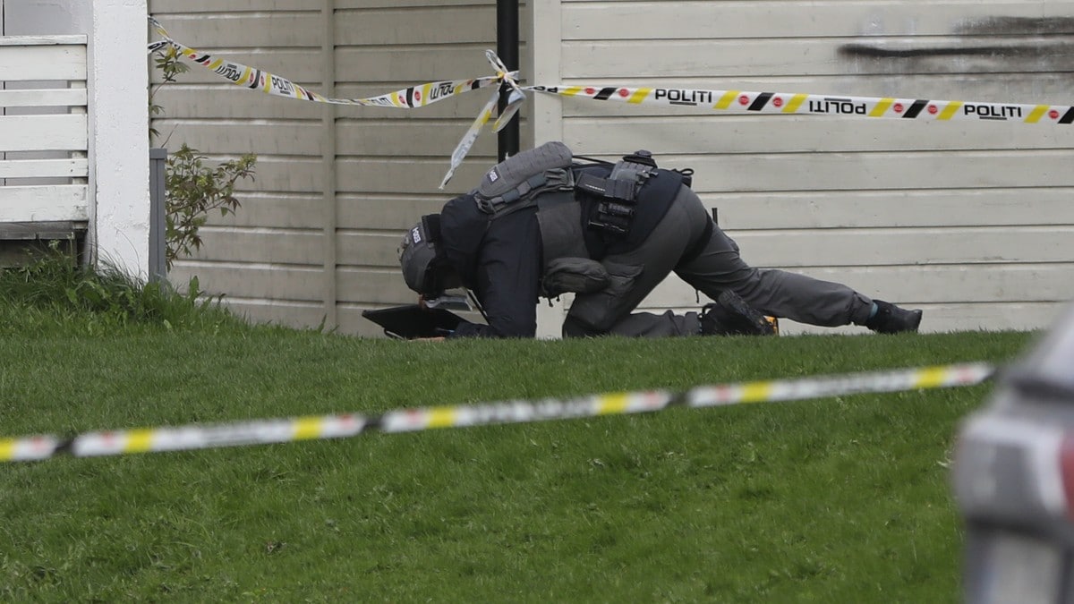 Kastet fra seg mistenkelig gjenstand – bombegruppen på vei