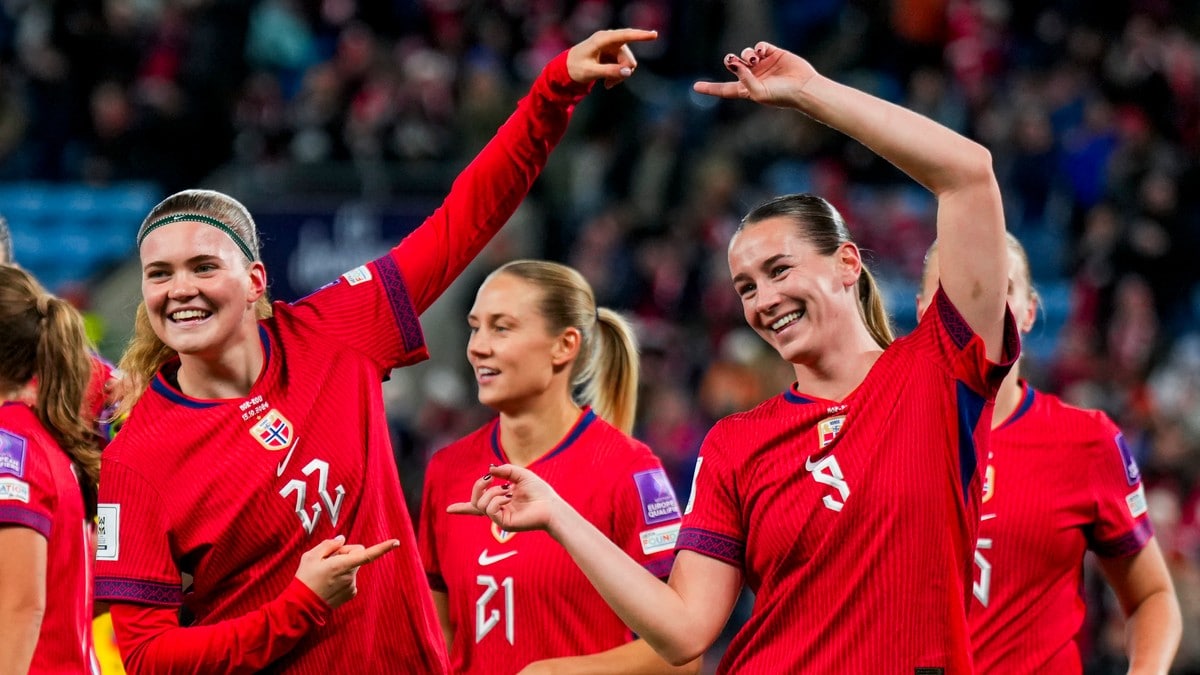 Norge valser over Romania – styrer mot siste VM-hinder