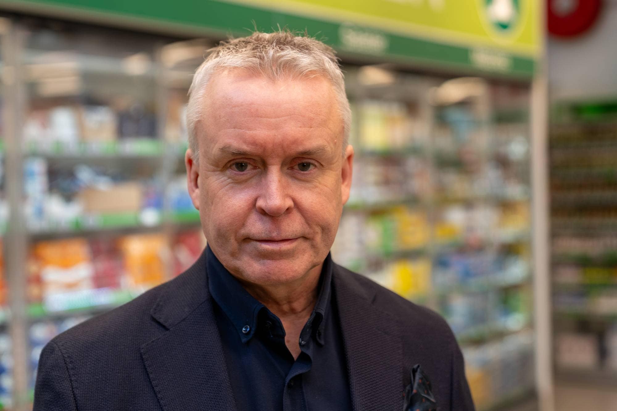 Stein Rømmerud smiler til kameraet