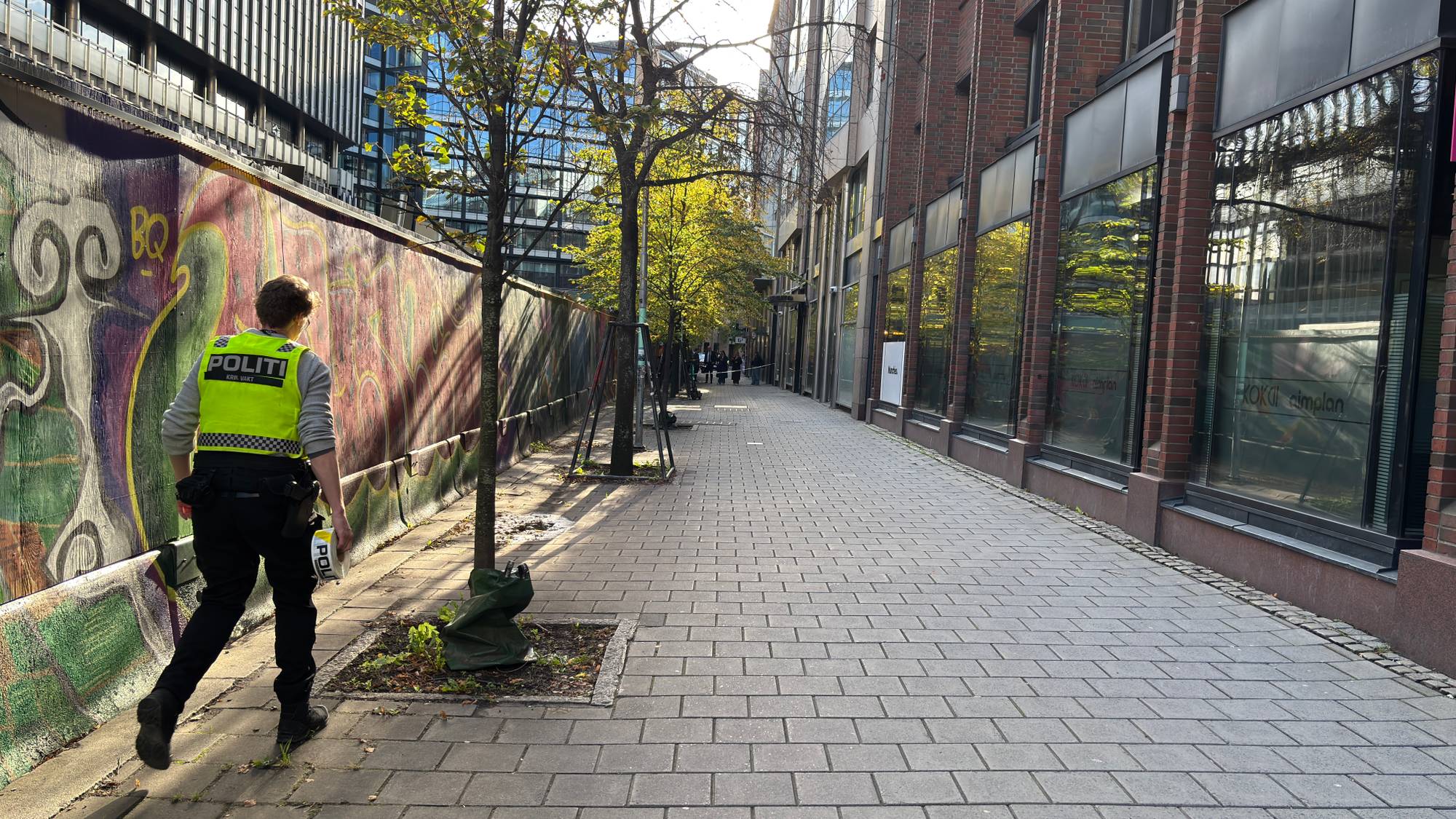 Politi utenfor namsfogden i oslo