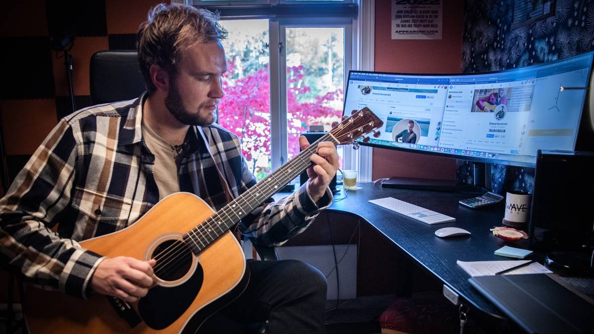 Kritisk til festivaler som booker KI-artister