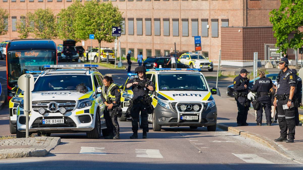 警察はオスロのエリトリア人パーティーで催涙ガスを使用 – NRKノルウェー – 国内各地のニュース概要