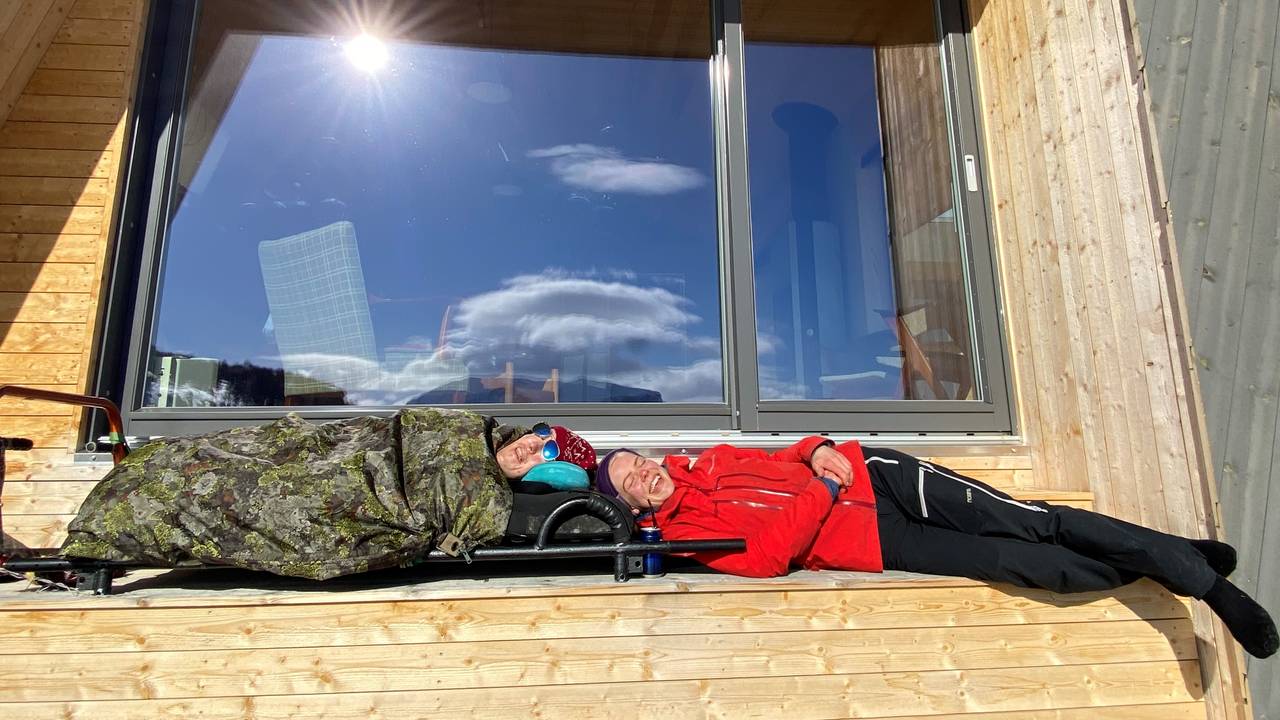 Torstein Lerhol og assistenten på påsketur