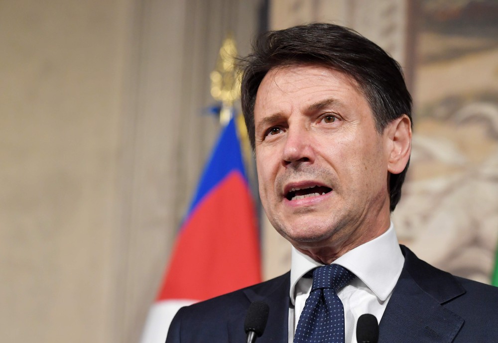 Italia får populistregjering fredag