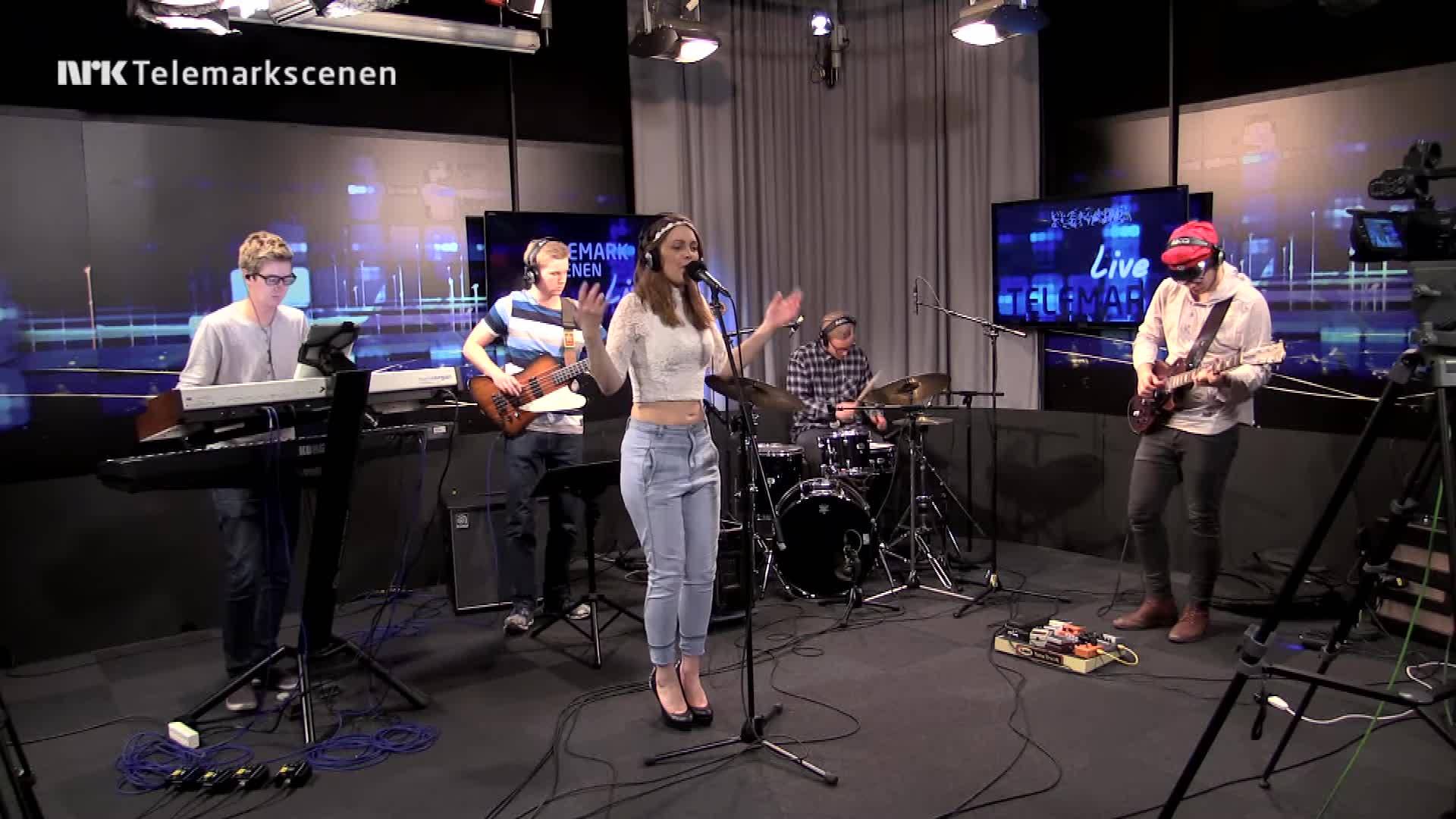 Yalangoch qaynona video