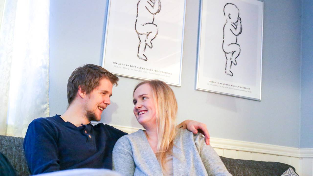 Kristoffer og Sunniva er glade for å være hjemme igjen etter at Johan ble født.