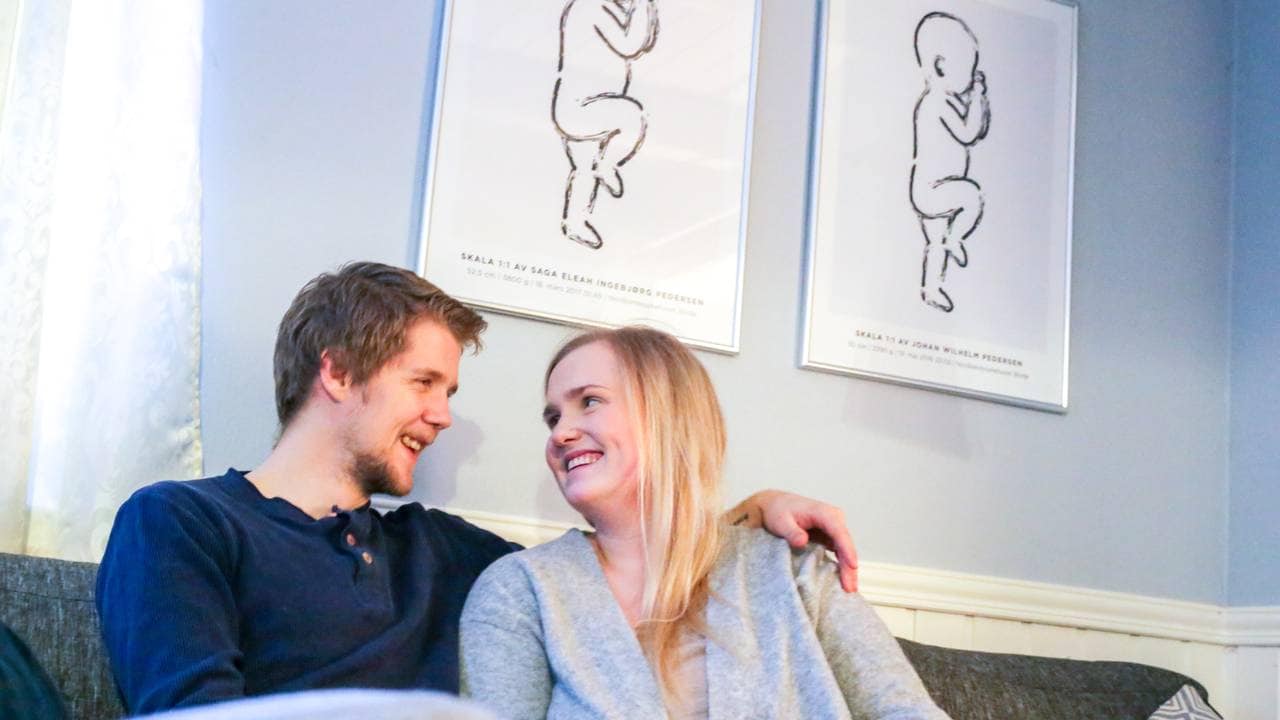 Kristoffer og Sunniva er glade for å være hjemme igjen etter at Johan ble født.