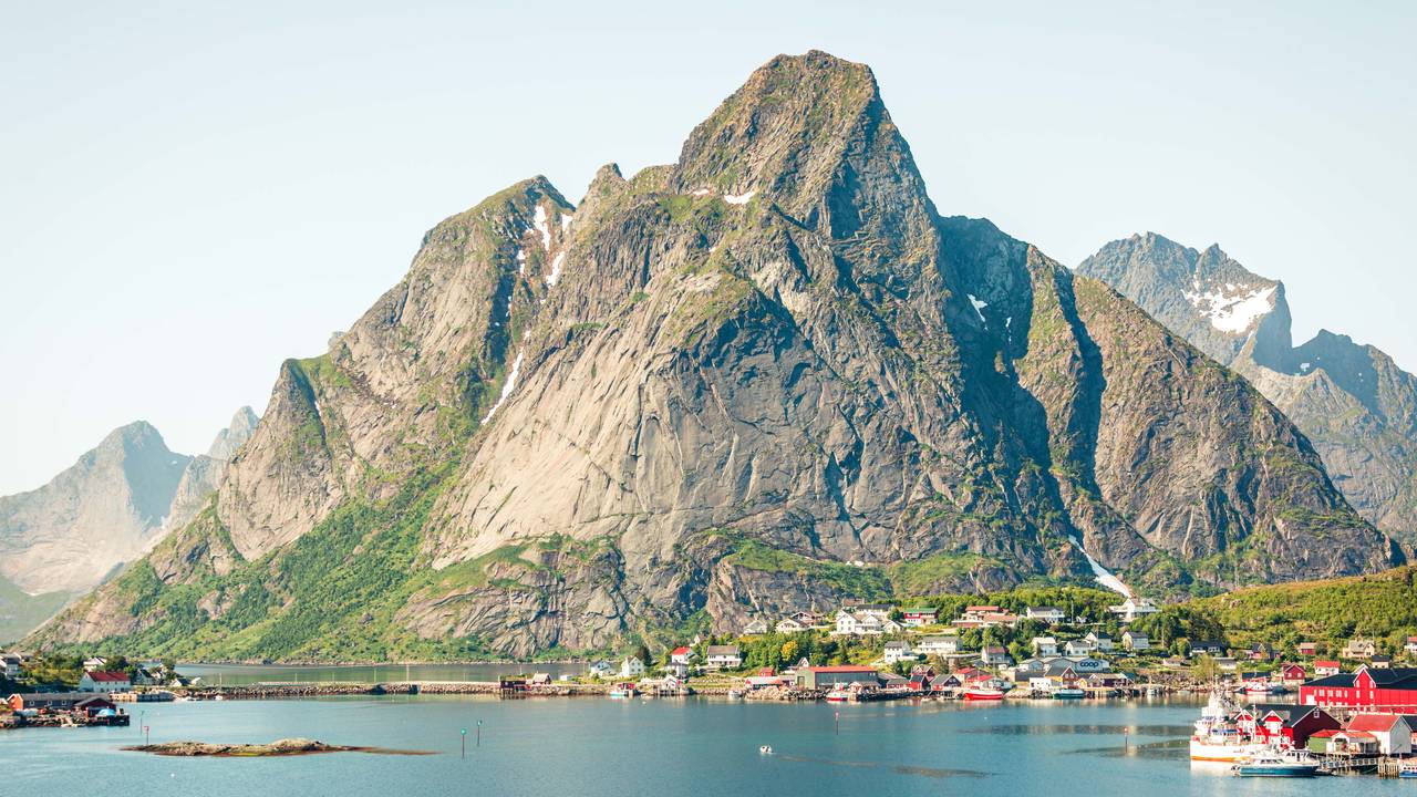 Olstinden over Reine