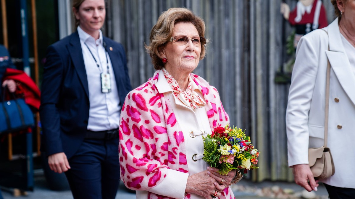 Dronning Sonja får innlagt pacemaker