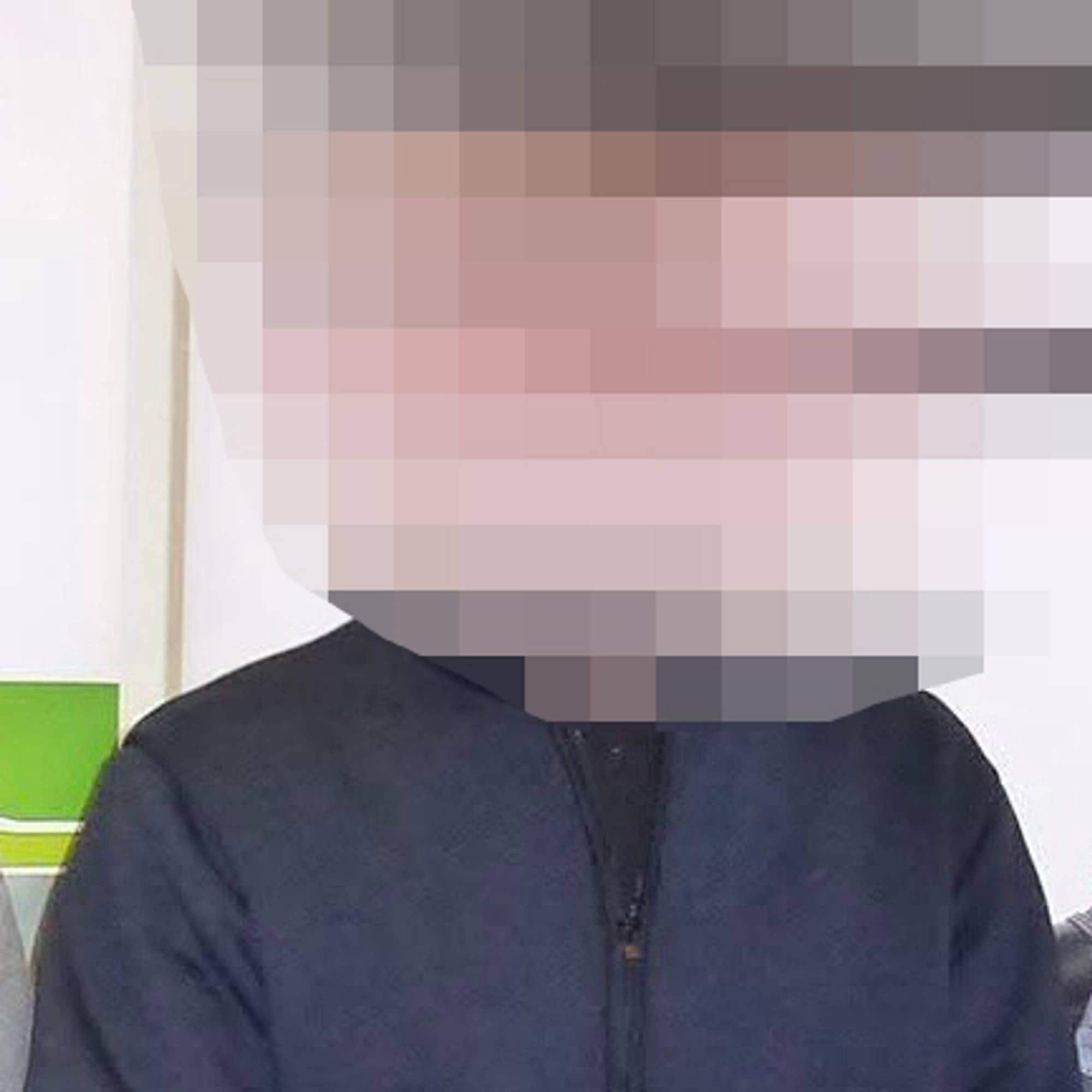 Bilde av siktede i dobbeltdrapet i Halden