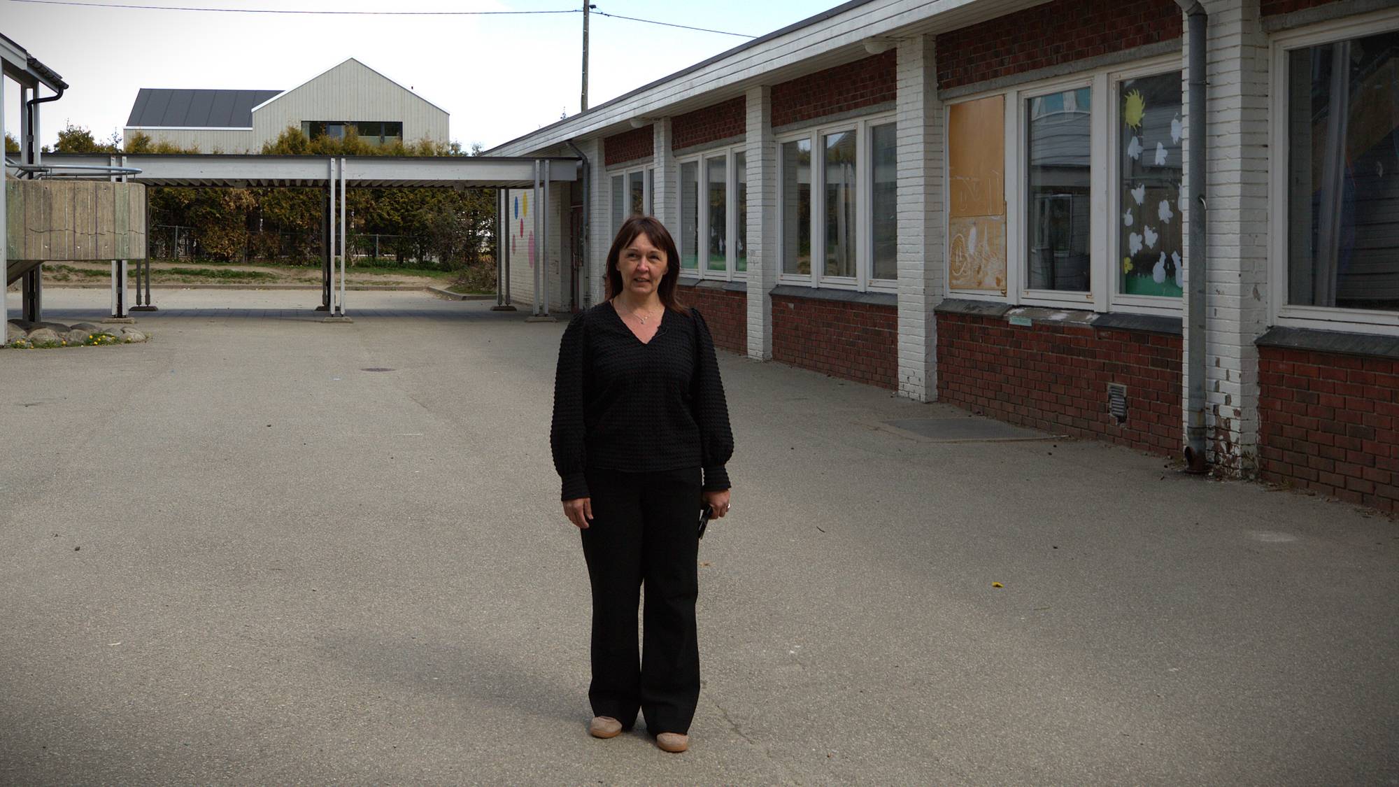 Rektor for Vaulen skole i skolegården