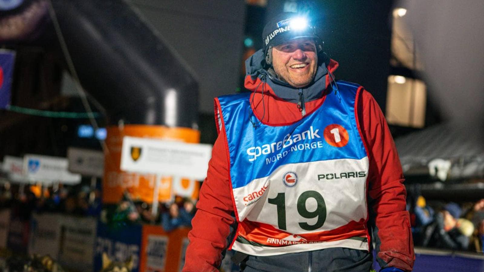 Se direkte: Petter Karlsson først over målstreken i Finnmarksløpet ...