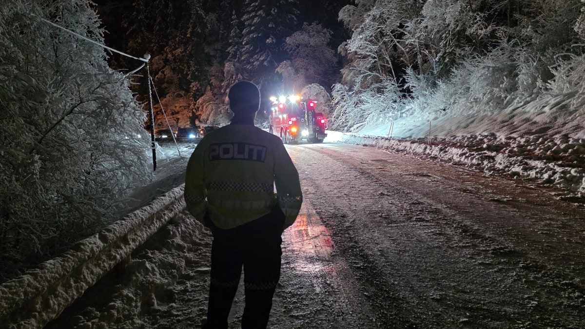 Tre biler i trafikkulykke i Melhus: Skadegrad uavklart