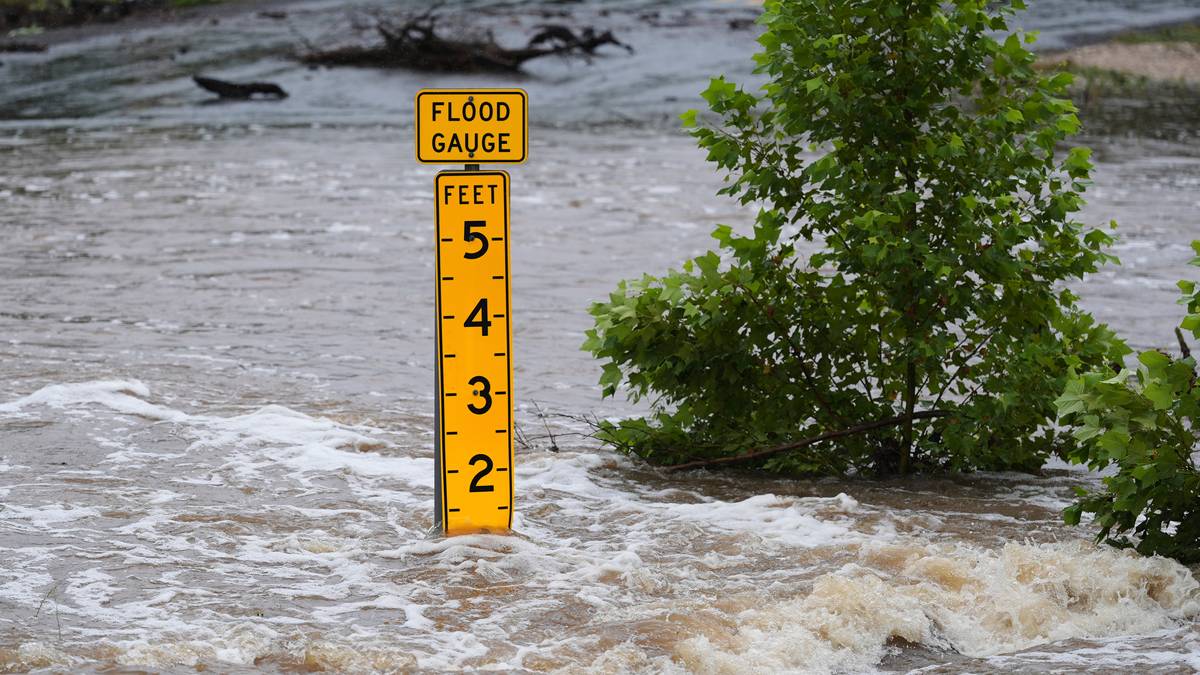 20 barn savnet etter flom i Texas