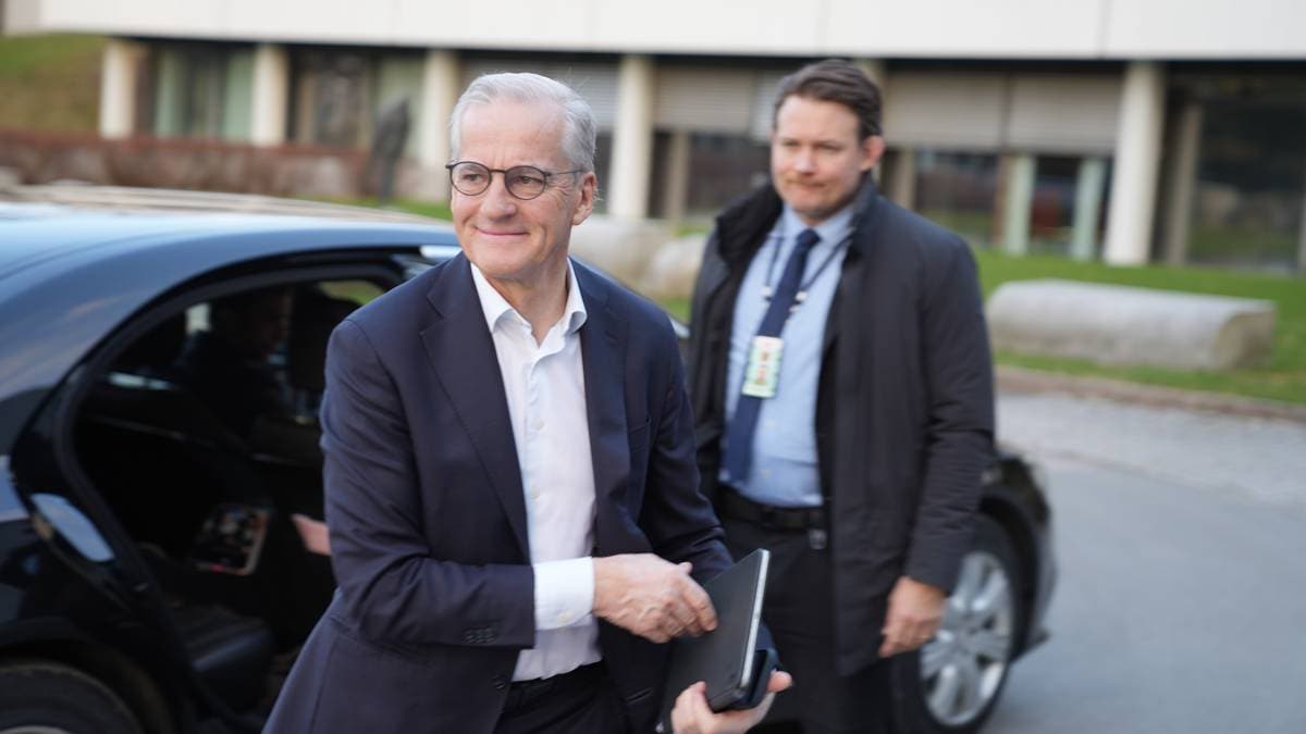 Støre vurderer tiltak ved drivstoffmangel: – Veldig alvorlig