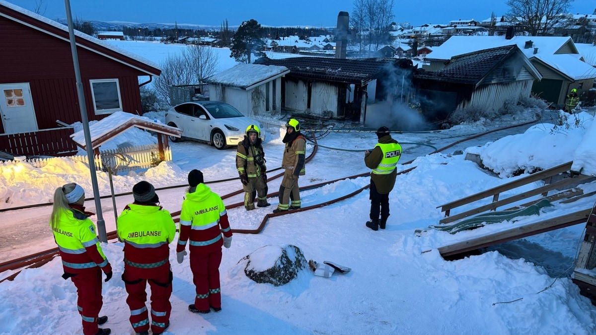 To brannmenn antatt omkommet etter brann i Verdal