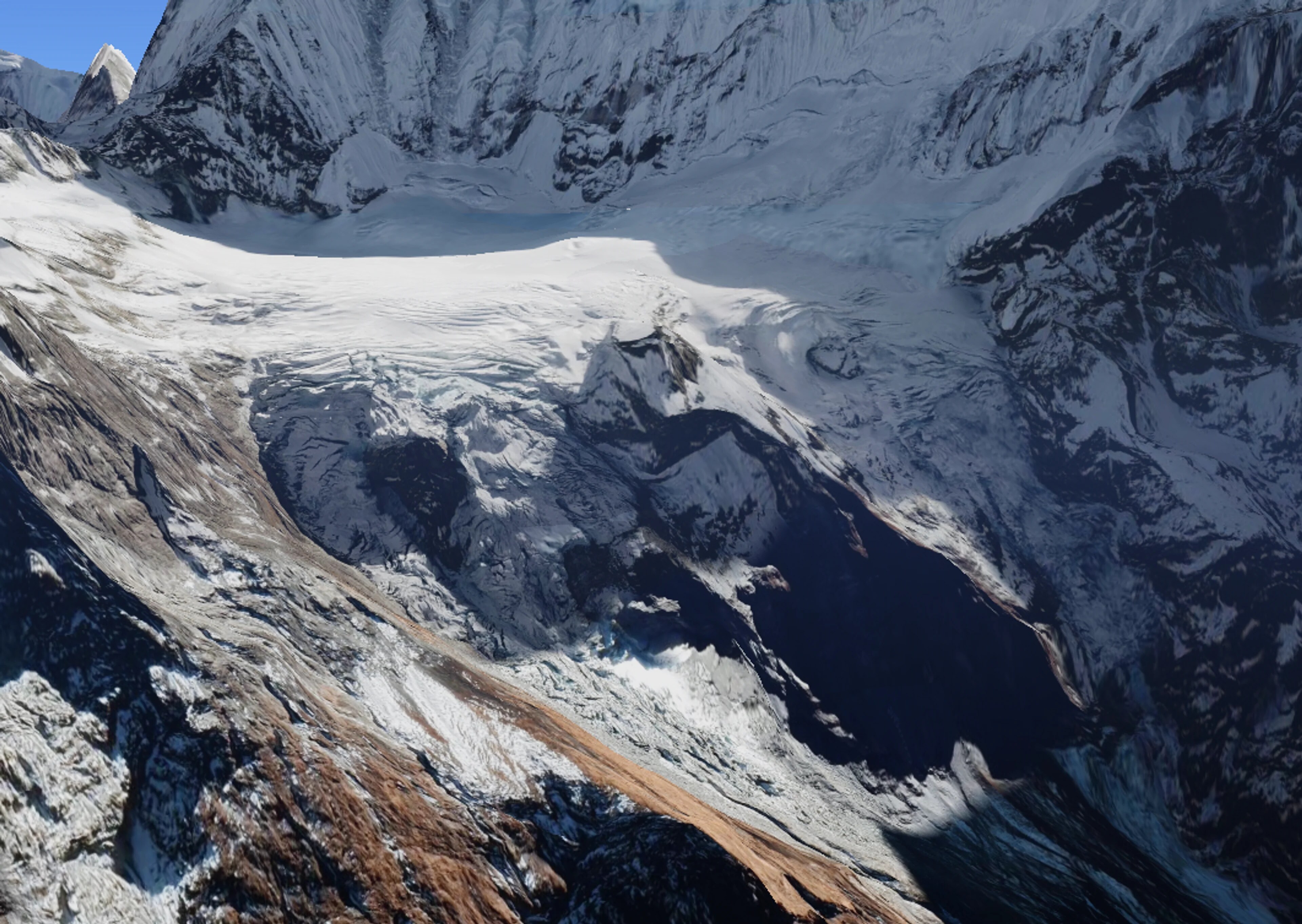 Flyfoto av ein isbre i et bratt, snødekt fjellmassiv med dype daler. (Bildebeskrivelsen er laget av ein KI-teneste)