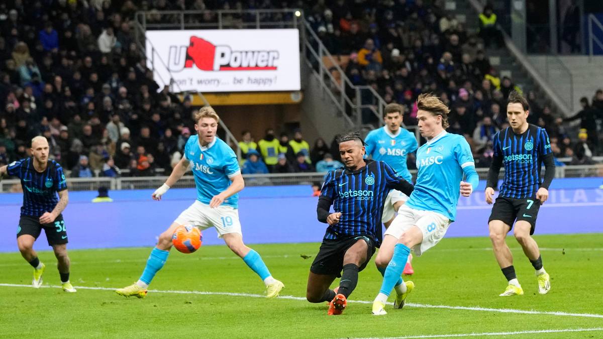 McTominay-dobbel ga Napoli poeng i toppkampen