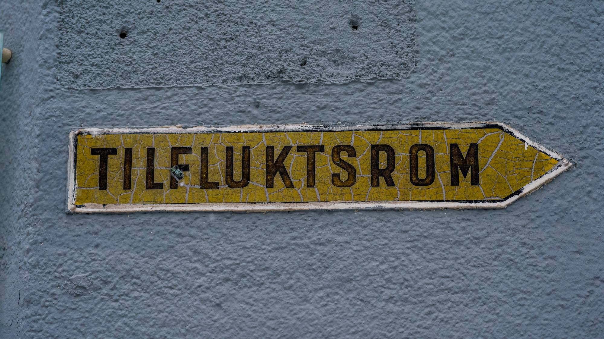 Tilfluktsrom skilt
