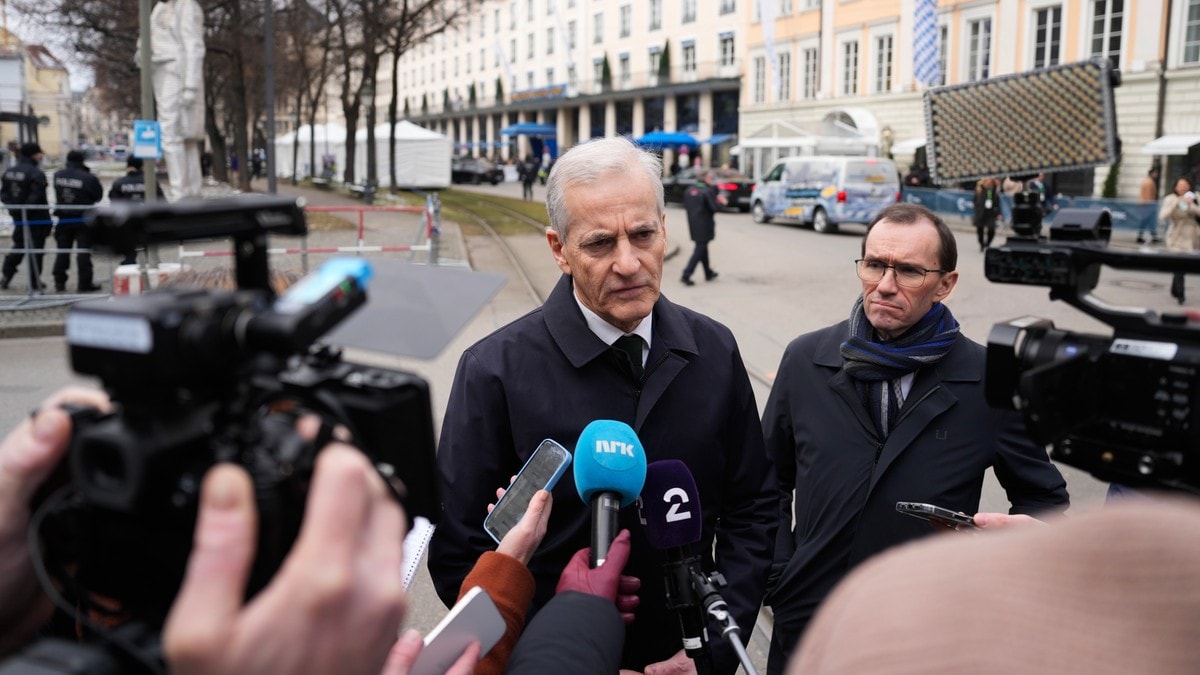 Jonas Gahr Støre, Espen Barth Eide poserer for et bilde