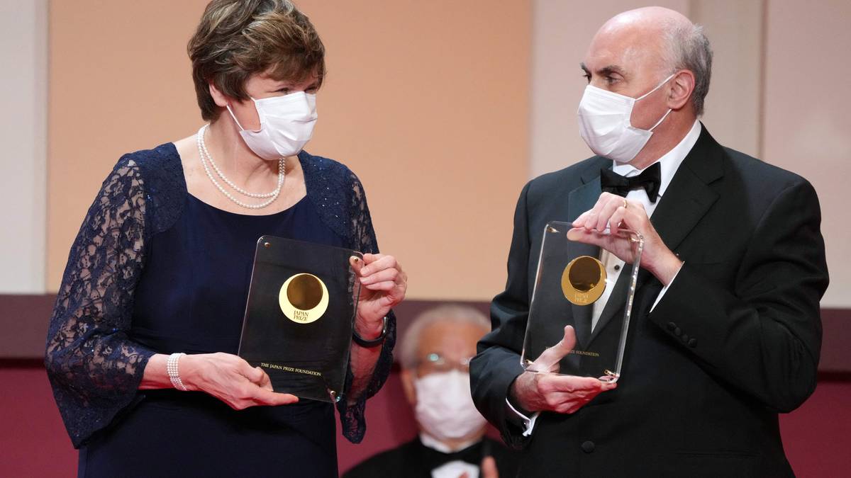 Nobel Prize in Medicine or Physiology awarded to Katalin Karikó and Drew Weissman for Groundbreaking Work on COVID-19 Vaccines