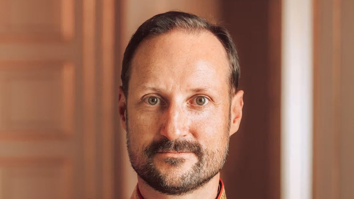 Kong Haakon har valt kongenamn og valspråk