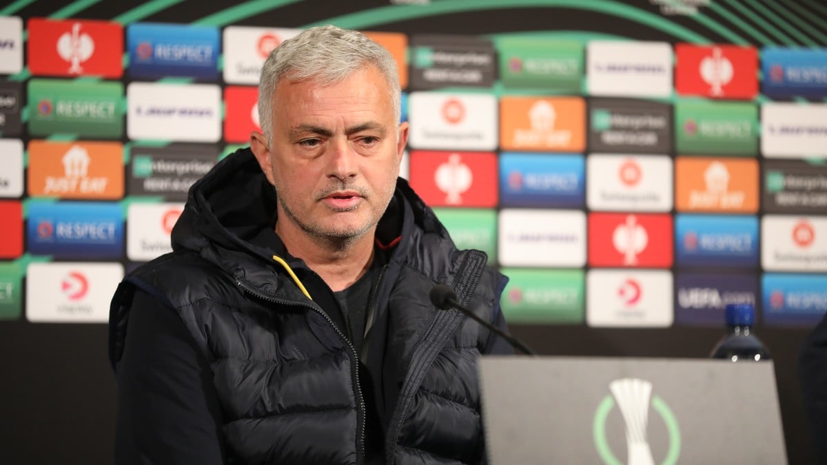 Mourinho saksøker Galatasaray etter rasisme-anklagene