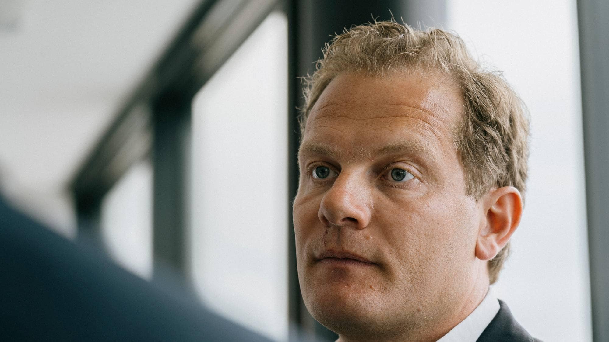 Utdanningsdirektør Morten Rosenkvist svarer på kritikken etter eksamensproblemene.