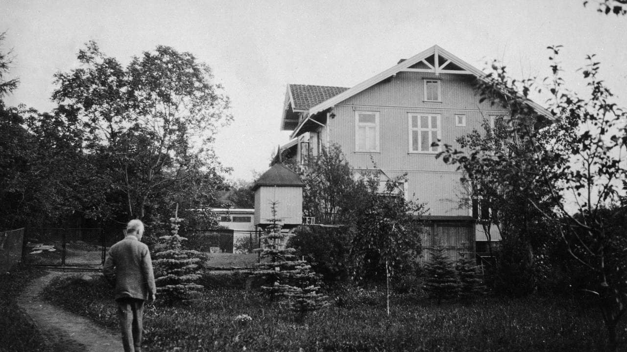 Edvard Munch i hagen på Ekely