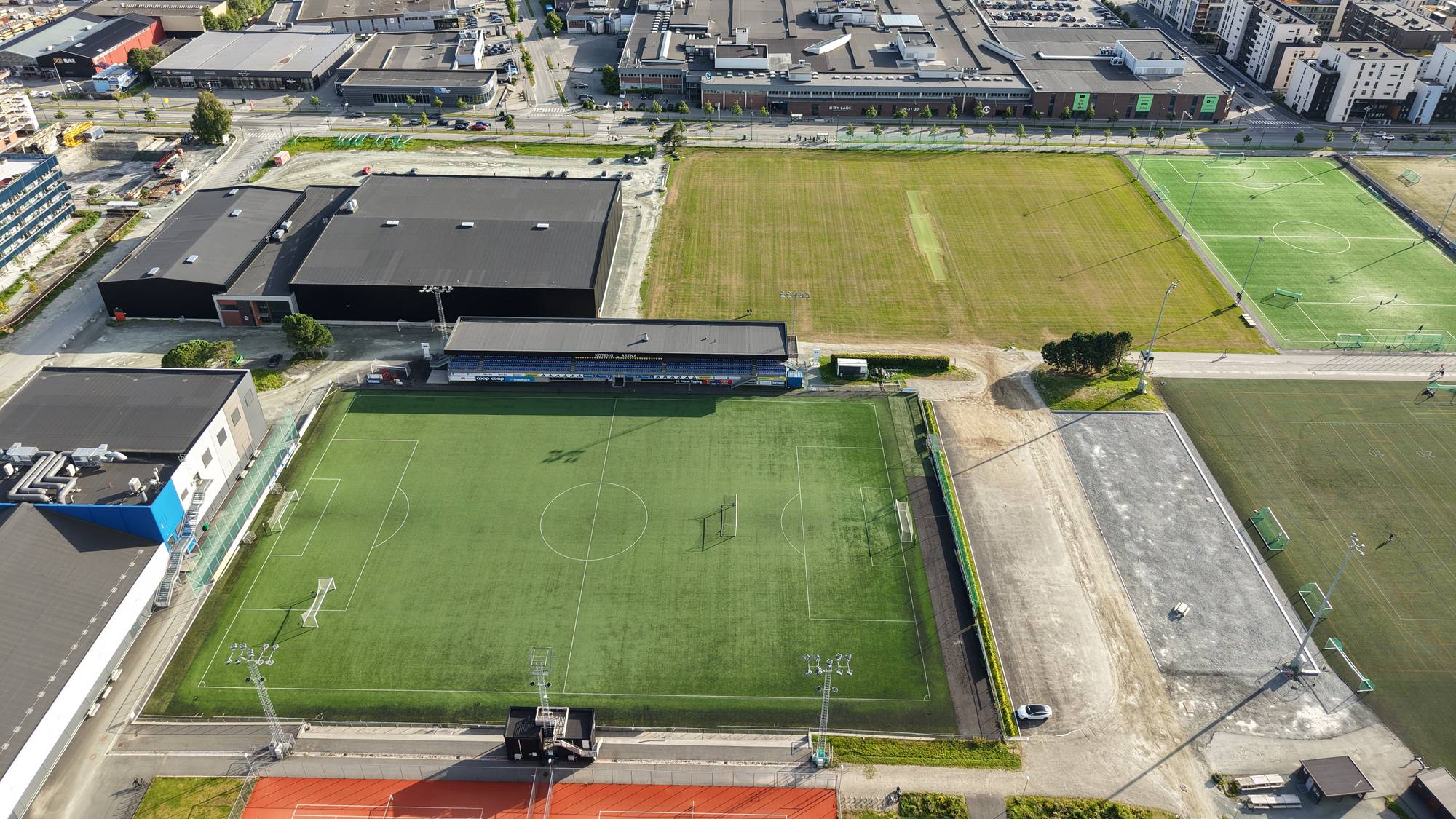 Koteng Arena på Lade