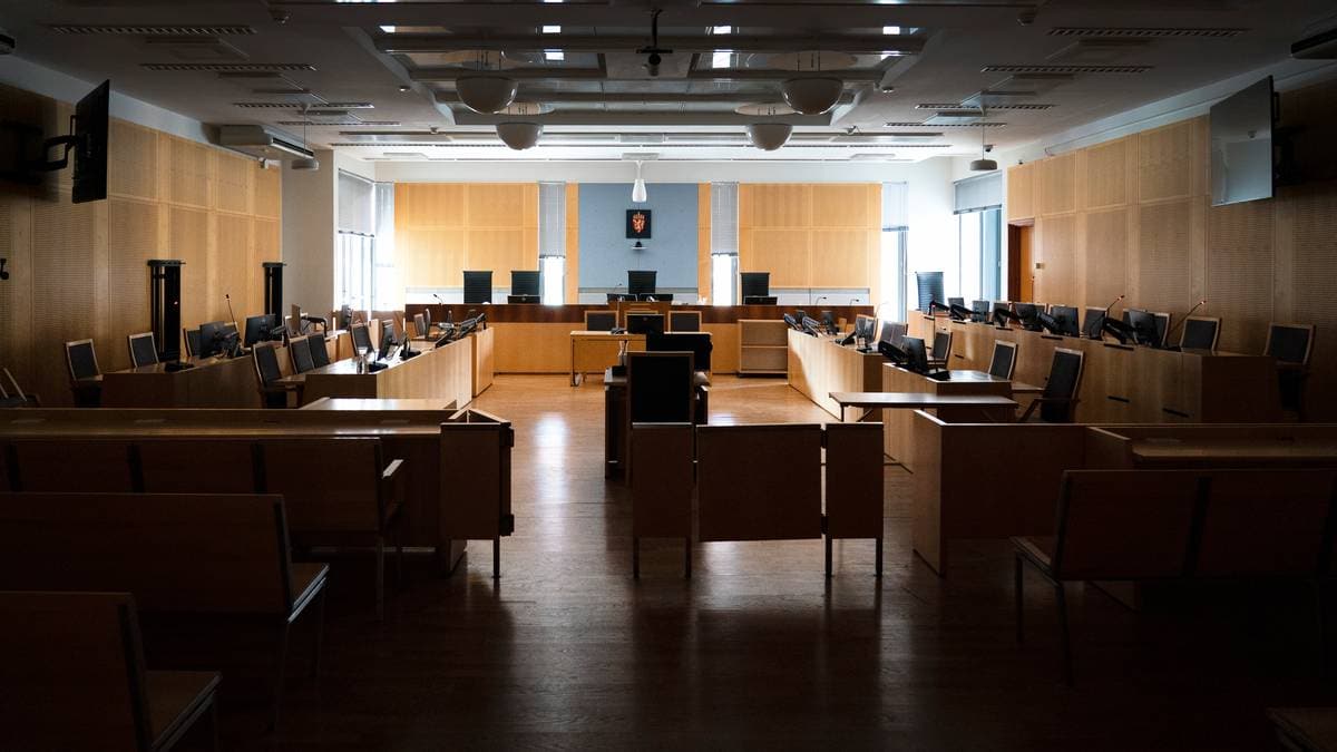 Psykolog tiltalt: Skal ha voldtatt datteren gjennom periode på syv år