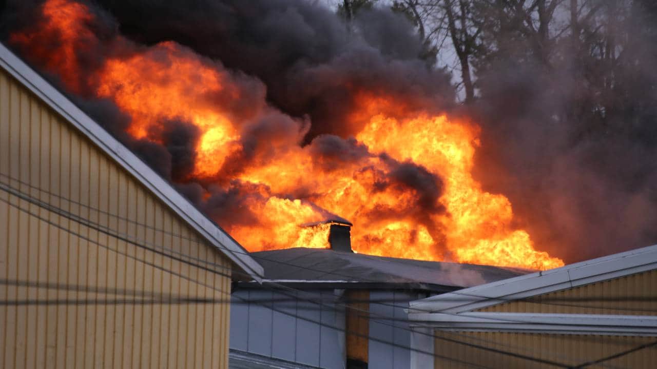 Kraftig brann i Våler ungdomsskole